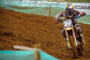 运动精神：逆境不低头，拼搏到底！，运动员逆境自强